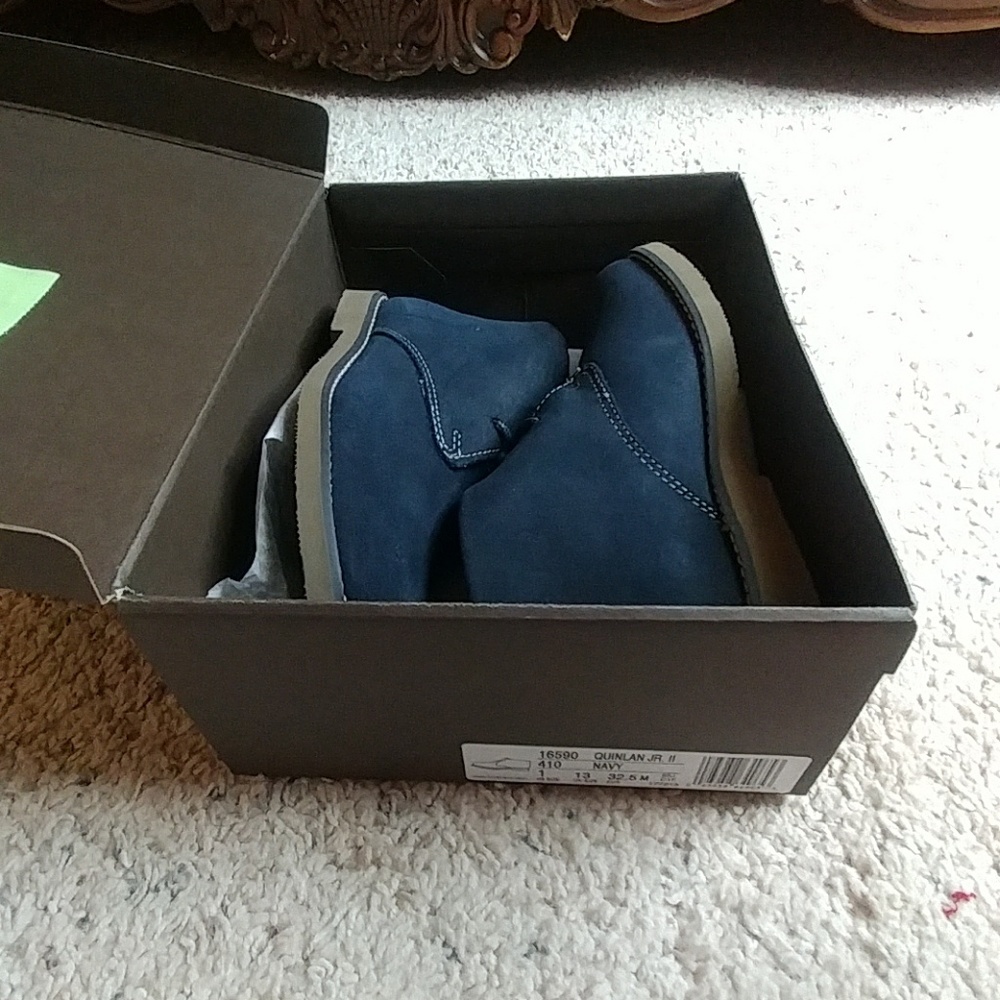 Navy blue dress shoes